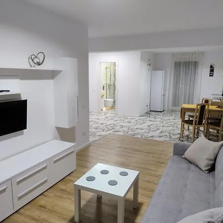 Luca Apartment